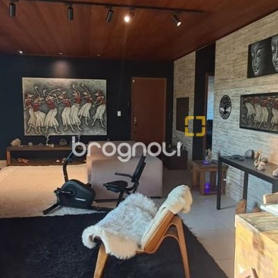 Cobertura com 107m², 2 quartos (sendo 2 suítes), 1 garagem, no bairro Ingleses em Florianópolis