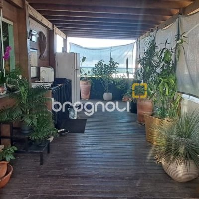 Cobertura com 107m², 2 quartos (sendo 2 suítes), 1 garagem, no bairro Ingleses em Florianópolis
