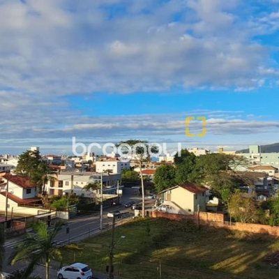 Cobertura com 107m², 2 quartos (sendo 2 suítes), 1 garagem, no bairro Ingleses em Florianópolis