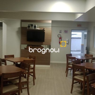 Apartamento com 51m², 2 quartos, 1 garagem, no bairro Areias em São José