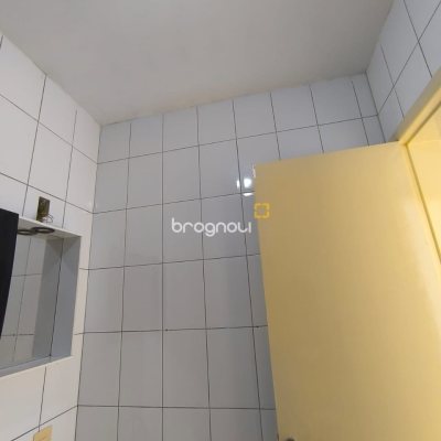 Apartamento com 51m², 2 quartos, 1 garagem, no bairro Areias em São José