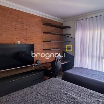 Casa de Condomínio com 355m², 3 quartos (sendo 1 suíte), 2 garagens, no bairro Campeche em Florianópolis