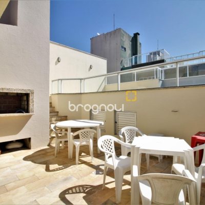Cobertura com 198m², 3 quartos (sendo 1 suíte), 2 garagens, no bairro Centro em Florianópolis