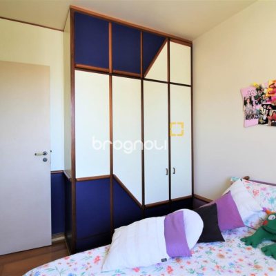 Cobertura com 198m², 3 quartos (sendo 1 suíte), 2 garagens, no bairro Centro em Florianópolis
