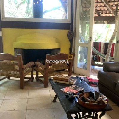 Sítio com 250m², 8 quartos, 2 garagens, no bairro Ratones em Florianópolis