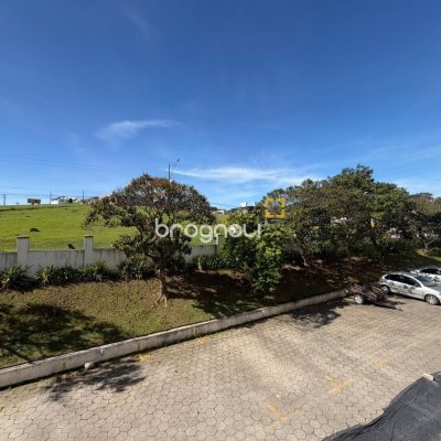 Apartamento com 65m², 2 quartos, 1 garagem, no bairro Fazenda Santo Antônio em São José