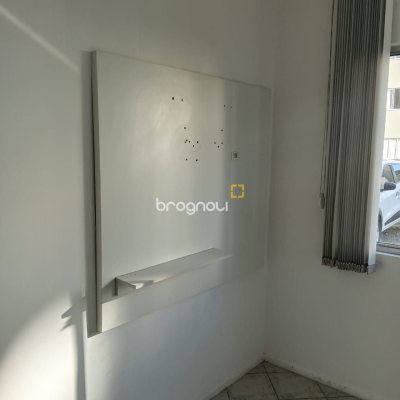 Apartamento com 47m², 2 quartos, 1 garagem, no bairro Passa Vinte em Palhoça