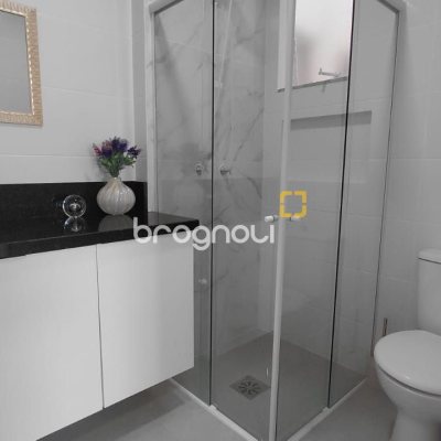 Apartamento com 93m², 2 quartos (sendo 1 suíte), 1 garagem, no bairro Ingleses em Florianópolis