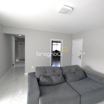 Apartamento com 113m², 3 quartos (sendo 1 suíte), 1 garagem, no bairro Campinas em São José
