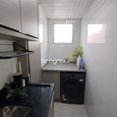 Apartamento com 113m², 3 quartos (sendo 1 suíte), 1 garagem, no bairro Campinas em São José