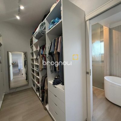 Casa de Condomínio com 204m², 3 quartos (sendo 1 suíte), 1 garagem, no bairro Sul do Rio em Santo Amaro da Imperatriz