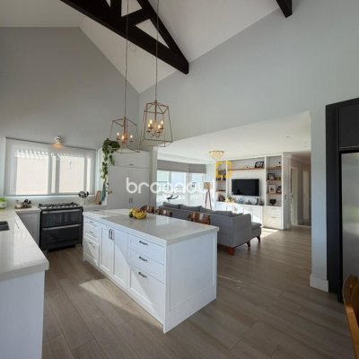 Casa de Condomínio com 204m², 3 quartos (sendo 1 suíte), 1 garagem, no bairro Sul do Rio em Santo Amaro da Imperatriz