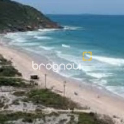 Apartamento com 60m², 2 quartos (sendo 1 suíte), 1 garagem, no bairro Ingleses do Rio Vermelho em Florianópolis