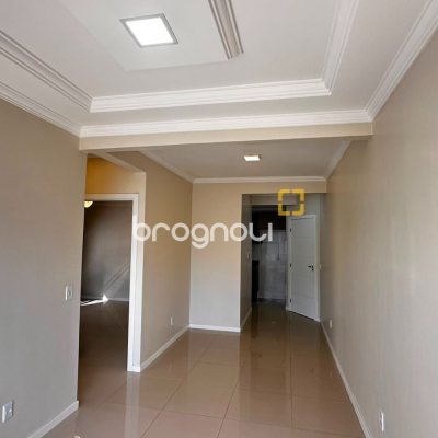 Apartamento com 60m², 2 quartos (sendo 1 suíte), 1 garagem, no bairro São João do Rio Vermelho em Florianópolis
