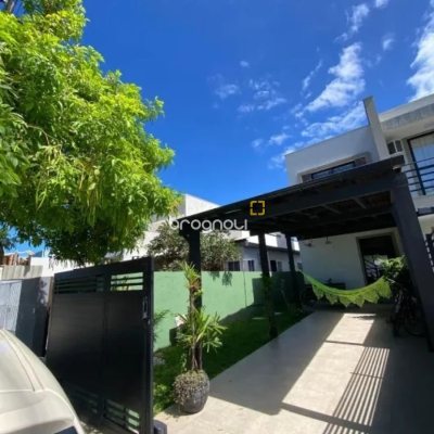 Casa com 97m², 2 quartos (sendo 1 suíte), 1 garagem, no bairro Rio Vermelho em Florianópolis