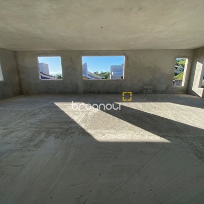 Terreno com 3662m², no bairro João Paulo em Florianópolis