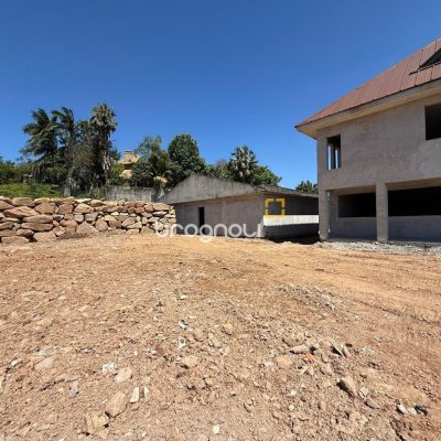 Terreno com 3662m², no bairro João Paulo em Florianópolis