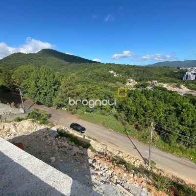 Terreno com 3662m², no bairro João Paulo em Florianópolis