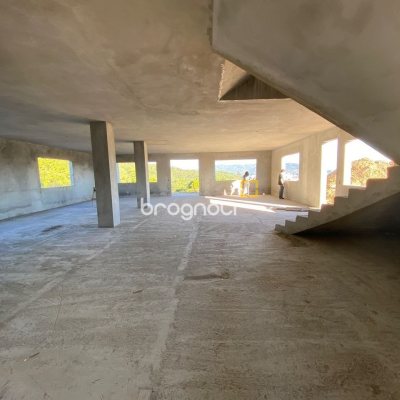 Terreno com 3662m², no bairro João Paulo em Florianópolis