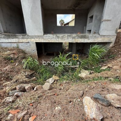 Terreno com 3662m², no bairro João Paulo em Florianópolis