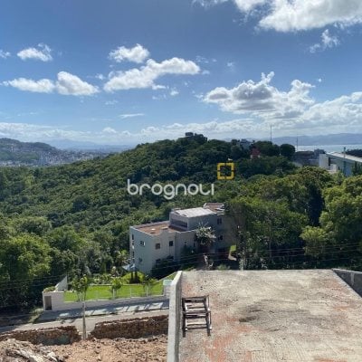 Terreno com 3662m², no bairro João Paulo em Florianópolis