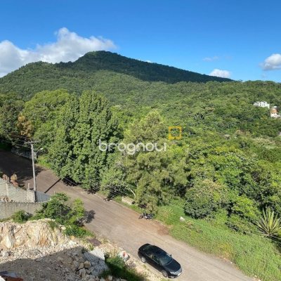 Terreno com 3662m², no bairro João Paulo em Florianópolis