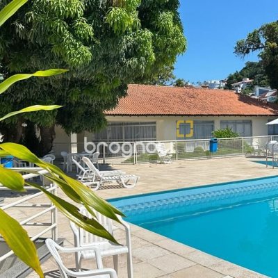 Apartamento com 74m², 2 quartos (sendo 1 suíte), 1 garagem, no bairro Coqueiros em Florianópolis