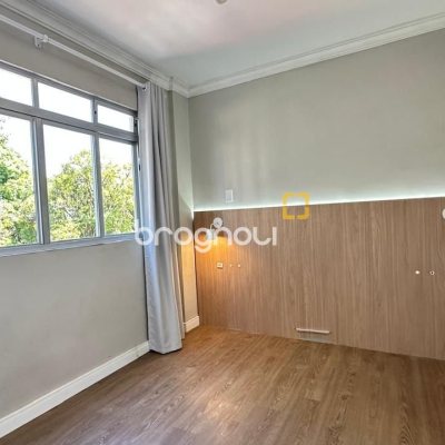 Apartamento com 74m², 2 quartos (sendo 1 suíte), 1 garagem, no bairro Coqueiros em Florianópolis