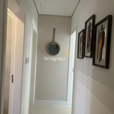 Casa com 300m², 3 quartos (sendo 1 suíte), 5 garagens, no bairro Bom Abrigo em Florianópolis