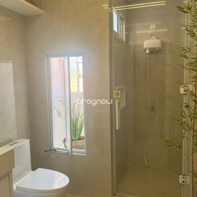 Casa com 300m², 3 quartos (sendo 1 suíte), 5 garagens, no bairro Bom Abrigo em Florianópolis