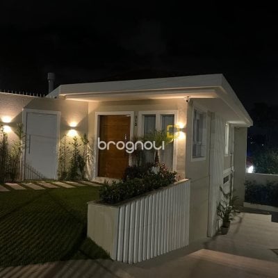 Casa com 300m², 3 quartos (sendo 1 suíte), 5 garagens, no bairro Bom Abrigo em Florianópolis