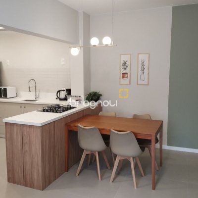 Apartamento com 51m², 1 quarto, 1 garagem, no bairro Centro em Florianópolis