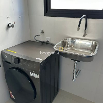 Apartamento com 53m², 2 quartos (sendo 1 suíte), 1 garagem, no bairro Ingleses em Florianópolis