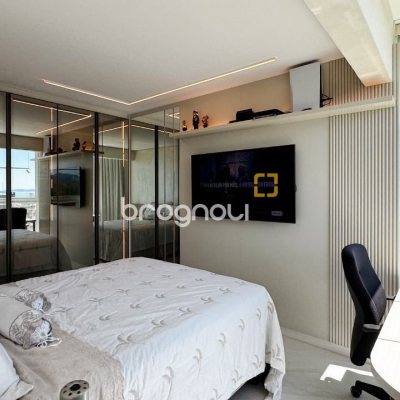 Cobertura com 244m², 4 quartos (sendo 3 suítes), 3 garagens, no bairro Agronômica em Florianópolis