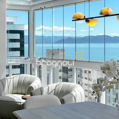 Cobertura com 244m², 4 quartos (sendo 3 suítes), 3 garagens, no bairro Agronômica em Florianópolis