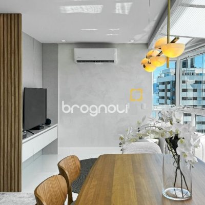 Cobertura com 244m², 4 quartos (sendo 3 suítes), 3 garagens, no bairro Agronômica em Florianópolis