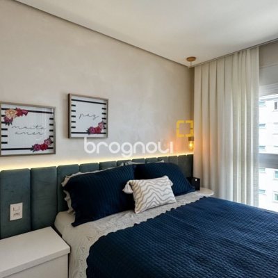 Cobertura com 244m², 4 quartos (sendo 3 suítes), 3 garagens, no bairro Agronômica em Florianópolis