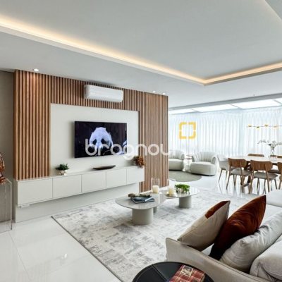 Cobertura com 244m², 4 quartos (sendo 3 suítes), 3 garagens, no bairro Agronômica em Florianópolis