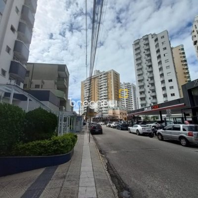 Apartamento com 144m², 2 quartos (sendo 1 suíte), 1 garagem, no bairro Campinas em São José