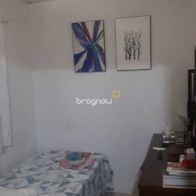 Pousada / Hotel com 222m², 8 quartos, 5 garagens, no bairro Vargem do Bom Jesus em Florianópolis