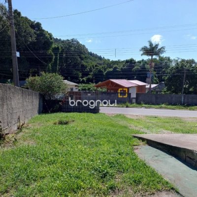 Casa com 100m², 3 quartos, 5 garagens, no bairro Ratones em Florianópolis