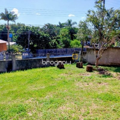 Casa com 100m², 3 quartos, 5 garagens, no bairro Ratones em Florianópolis
