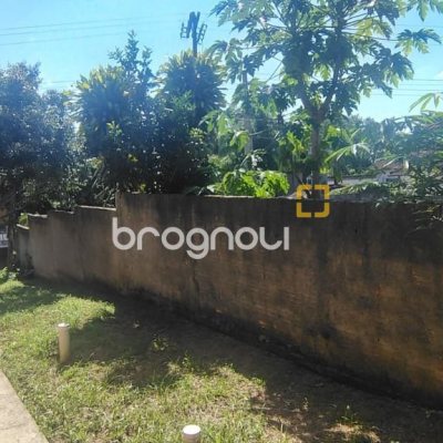 Casa com 100m², 3 quartos, 5 garagens, no bairro Ratones em Florianópolis