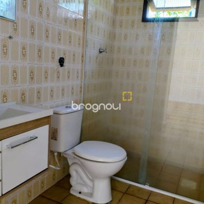 Casa com 100m², 3 quartos, 5 garagens, no bairro Ratones em Florianópolis