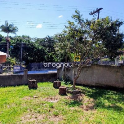 Casa com 100m², 3 quartos, 5 garagens, no bairro Ratones em Florianópolis