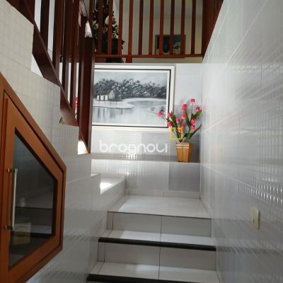 Casa com 192m², 3 quartos (sendo 1 suíte), 2 garagens, no bairro Forquilhinha em São José