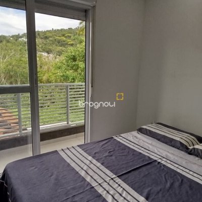Casa com 114m², 3 quartos (sendo 1 suíte), 1 garagem, no bairro Campeche em Florianópolis
