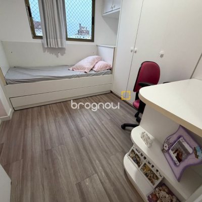 Apartamento com 83m², 3 quartos (sendo 1 suíte), 1 garagem, no bairro Estreito em Florianópolis