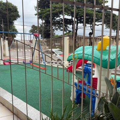 Apartamento com 83m², 3 quartos (sendo 1 suíte), 1 garagem, no bairro Estreito em Florianópolis