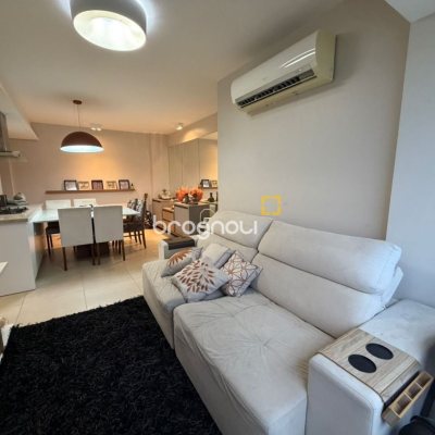 Apartamento com 83m², 3 quartos (sendo 1 suíte), 1 garagem, no bairro Estreito em Florianópolis